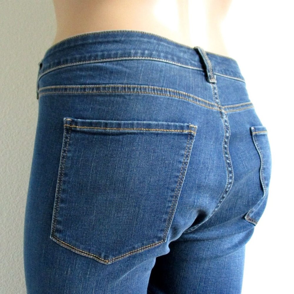 Jrs. Plus Size 24 DESTRUCTED Women's Capri Crop Jeans NWT